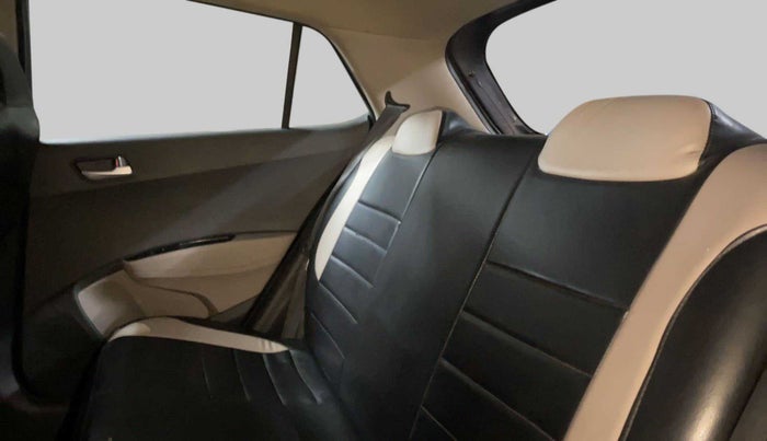 2019 Hyundai Grand i10 SPORTZ 1.2 KAPPA VTVT, Petrol, Manual, 94,922 km, Right Side Rear Door Cabin