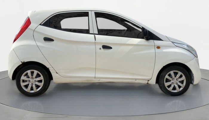 2011 Hyundai Eon MAGNA O, Petrol, Manual, 86,842 km, Right Side View