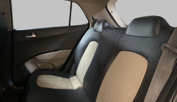 2018 Hyundai Grand i10 SPORTZ 1.2 KAPPA VTVT, Petrol, Manual, 51,370 km, Right Side Rear Door Cabin