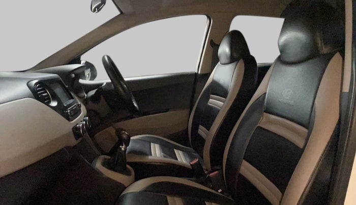 2020 Hyundai Grand i10 SPORTZ 1.2 KAPPA VTVT, Petrol, Manual, 27,664 km, Right Side Front Door Cabin