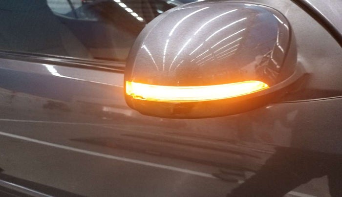 2012 Hyundai i10 SPORTZ 1.2 AT KAPPA2, Petrol, Automatic, 75,476 km, Right rear-view mirror - Indicator light has minor damage