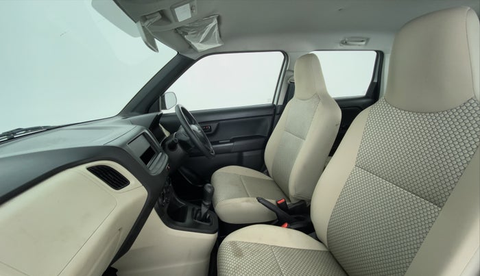 2020 Maruti New Wagon-R LXI 1.0 L, Petrol, Manual, 2,713 km, Right Side Front Door Cabin
