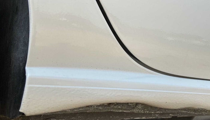 2014 Volkswagen Polo HIGHLINE1.5L DIESEL, Diesel, Manual, 77,907 km, Right running board - Slightly dented