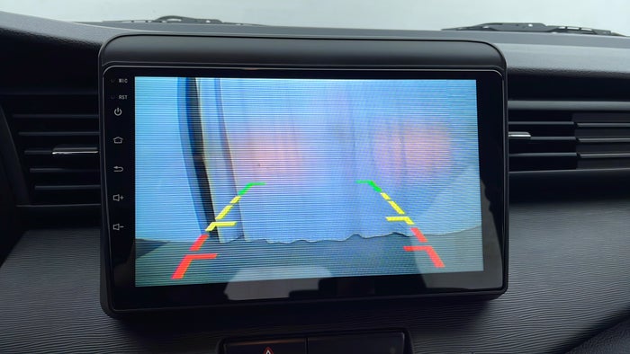 SUZUKI ERTIGA-Infotainment System Display Rear Camera Average Quality