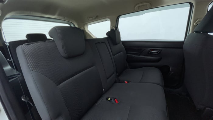 SUZUKI ERTIGA-Right Side Door Cabin View