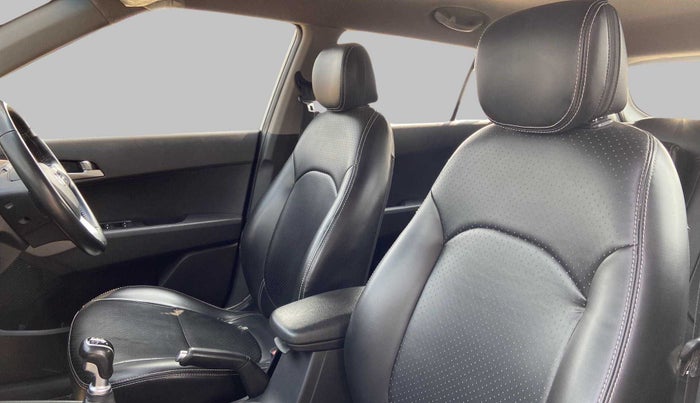 2018 Hyundai Creta 1.6 SX VTVT, Petrol, Manual, 29,159 km, Right Side Front Door Cabin