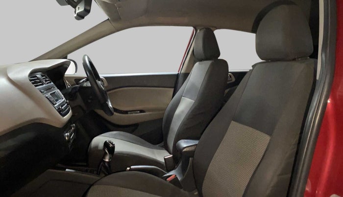 2014 Hyundai Elite i20 ASTA 1.4 CRDI, Diesel, Manual, 98,868 km, Right Side Front Door Cabin