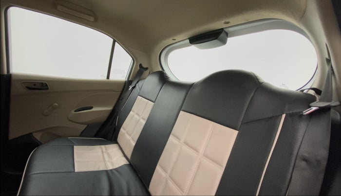 2019 Hyundai NEW SANTRO ERA 1.1, Petrol, Manual, 17,976 km, Right Side Rear Door Cabin
