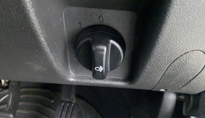 2018 Renault Duster RXS 85 PS, Diesel, Manual, 55,448 km, Dashboard - Headlight height adjustment not working