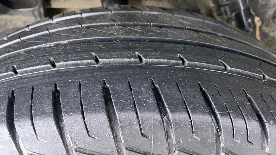 Right Rear Tyre Tread