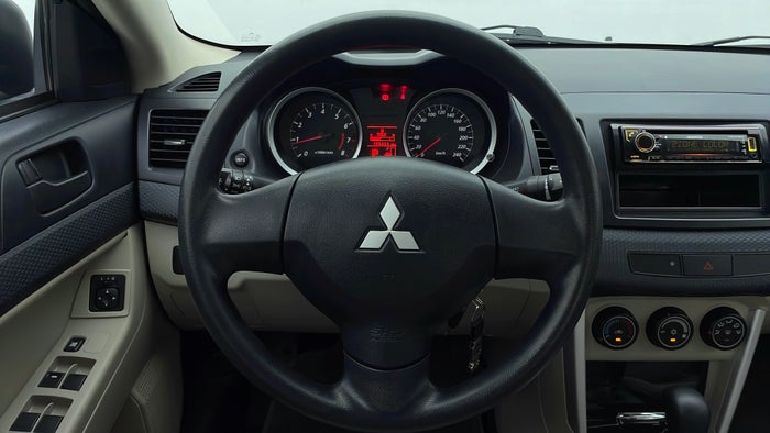 MITSUBISHI LANCER EX-Steering Wheel Close-up