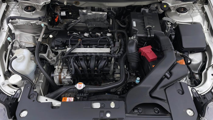 MITSUBISHI LANCER EX-Engine Bonet View