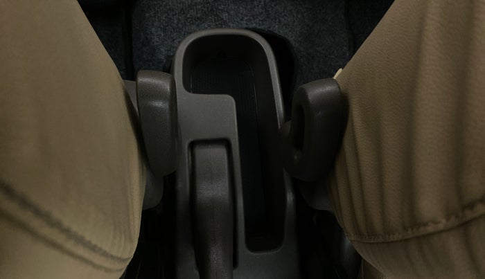 2015 Hyundai i10 MAGNA 1.1 IRDE2, Petrol, Manual, 42,653 km, Driver Side Adjustment Panel