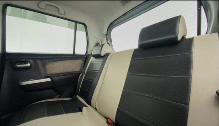 2016 Maruti Wagon R 1.0 VXI OPT, Petrol, Manual, 30,873 km, Right Side Rear Door Cabin