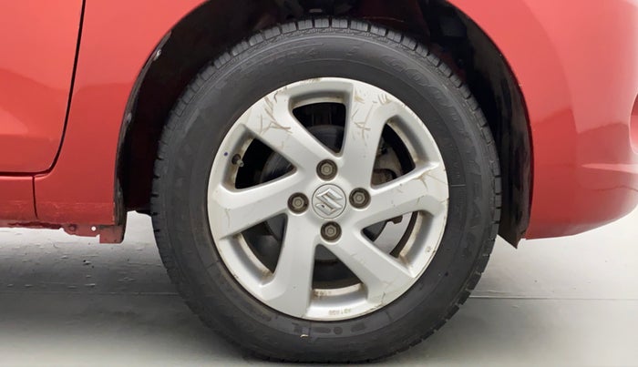 2014 Maruti Celerio ZXI D, Petrol, Manual, 89,725 km, Right Front Wheel