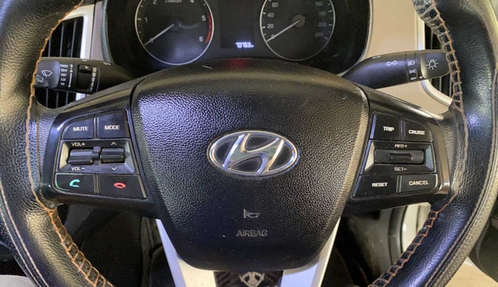 2019 Hyundai Creta 1.4 E PLUS CRDI, Diesel, Manual, 70,949 km, Steering wheel - Cruise control light not working