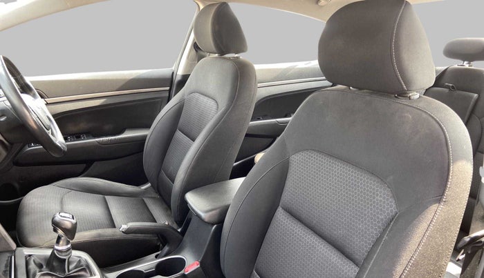 2017 Hyundai New Elantra 2.0 SX MT, Petrol, Manual, 61,558 km, Right Side Front Door Cabin