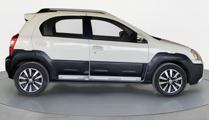 2014 Toyota Etios CROSS VD, Diesel, Manual, 34,015 km, Right Side View
