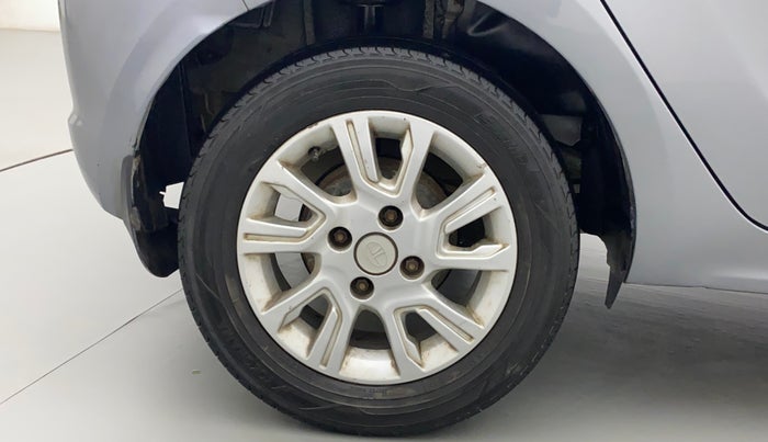 2018 Tata Tiago XZ PETROL, CNG, Manual, 98,861 km, Right Rear Wheel