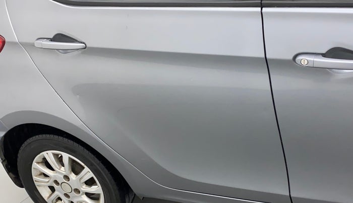 2018 Tata Tiago XZ PETROL, CNG, Manual, 98,861 km, Right rear door - Slightly dented