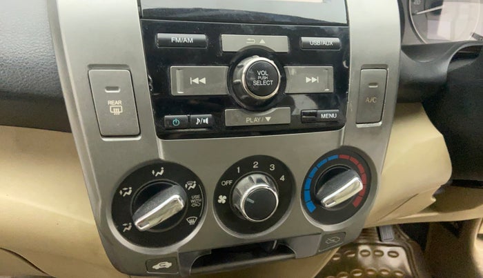 2012 Honda City V AT, Petrol, Automatic, 56,992 km, AC Unit - Directional switch has minor damage