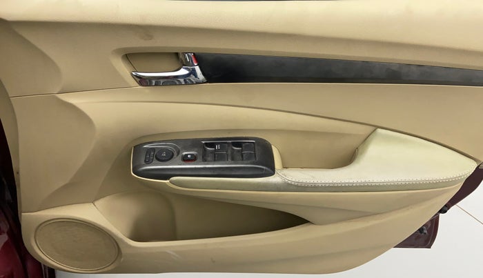 2012 Honda City V AT, Petrol, Automatic, 56,992 km, Driver Side Door Panels Control