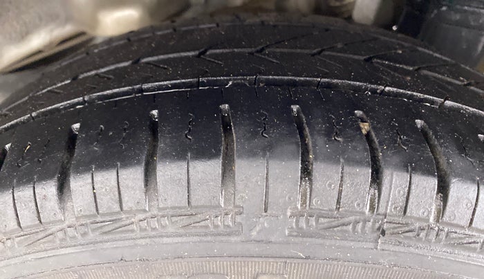 2018 Hyundai Eon ERA PLUS, Petrol, Manual, 31,189 km, Left Rear Tyre Tread