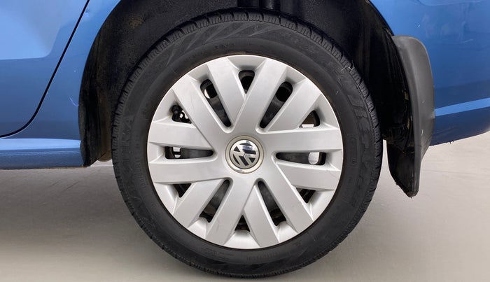 2016 Volkswagen Ameo COMFORTLINE 1.2, Petrol, Manual, 61,496 km, Left Rear Wheel
