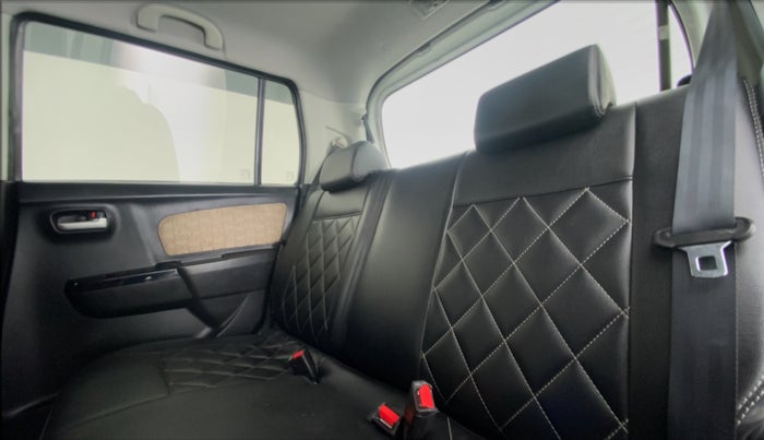 2018 Maruti Wagon R 1.0 VXI PLUS AMT, Petrol, Automatic, 58,092 km, Right Side Rear Door Cabin
