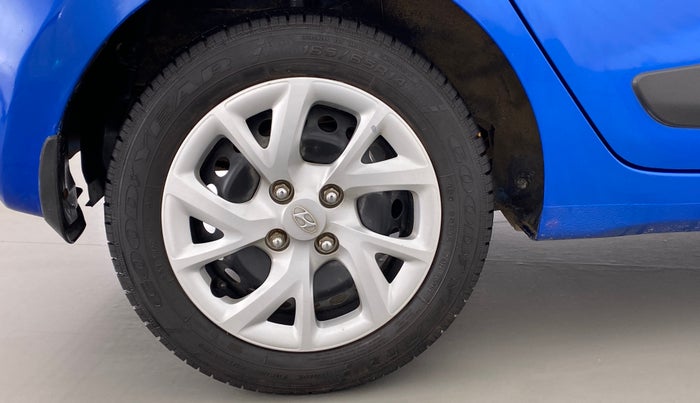 2018 Hyundai Grand i10 SPORTZ 1.2 KAPPA VTVT, Petrol, Manual, 21,060 km, Right Rear Wheel