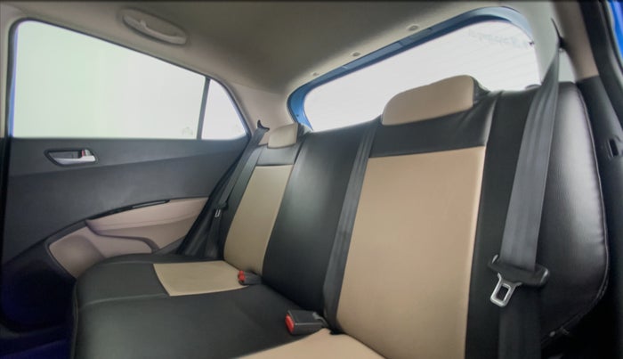 2018 Hyundai Grand i10 SPORTZ 1.2 KAPPA VTVT, Petrol, Manual, 21,060 km, Right Side Rear Door Cabin