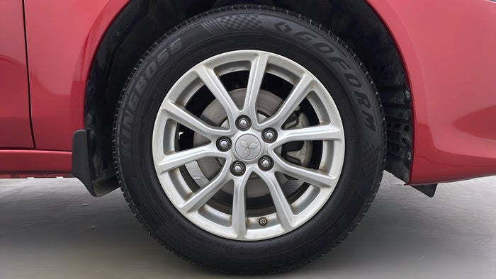 MITSUBISHI LANCER EX-Right Front Tyre