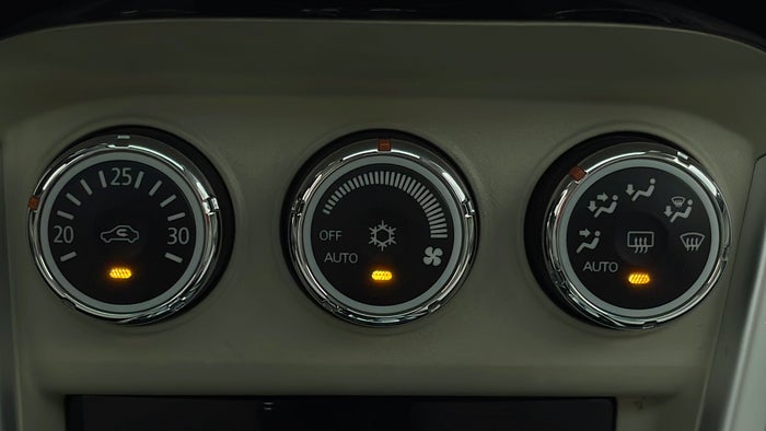 MITSUBISHI LANCER EX-Automatic Climate Control