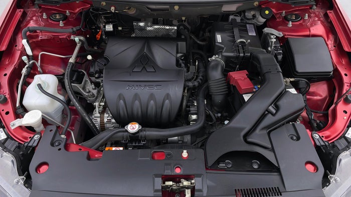 MITSUBISHI LANCER EX-Engine Bonet View