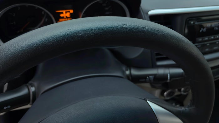 MITSUBISHI LANCER EX-Steering Wheel Trim Faded