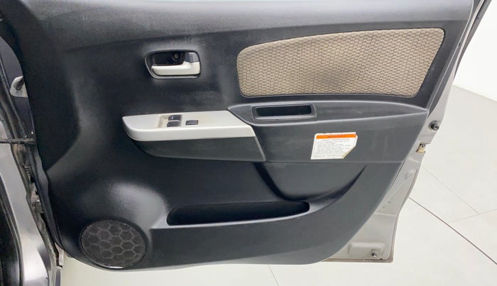 2015 Maruti Wagon R 1.0 LXI CNG, CNG, Manual, 95,665 km, Driver Side Door Panels Control