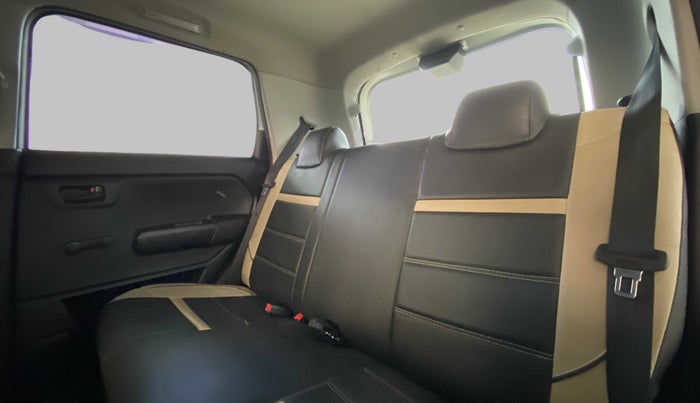 2019 Maruti New Wagon-R LXI 1.0 L, Petrol, Manual, 12,969 km, Right Side Rear Door Cabin