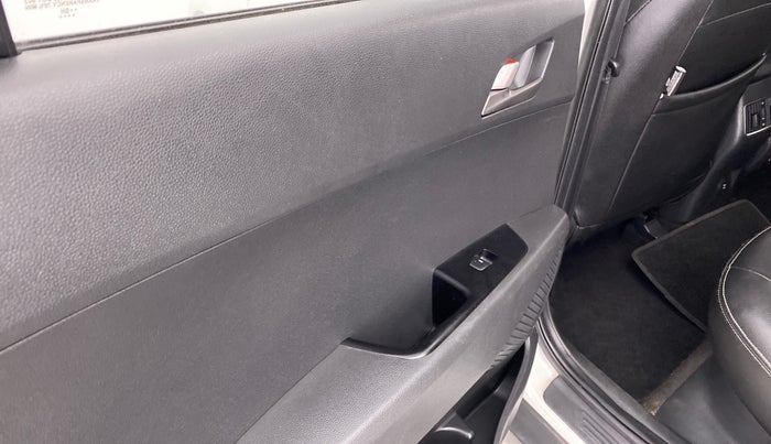 2017 Hyundai Creta 1.6 SX PLUS AUTO PETROL, Petrol, Automatic, 55,344 km, Left rear window switch / handle - Switch/handle not functional
