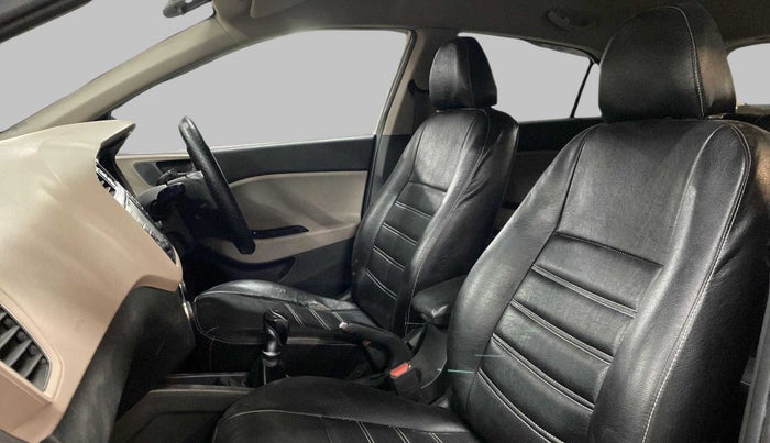 2015 Hyundai Elite i20 1.4 CRDI ASTA (O), Diesel, Manual, 97,601 km, Right Side Front Door Cabin
