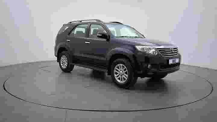 Used TOYOTA FORTUNER 2014 GXR Automatic, 99,014 km, Petrol Car
