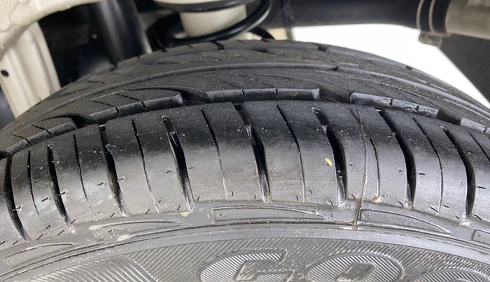 2018 Maruti Alto 800 LXI, Petrol, Manual, 21,170 km, Left Rear Tyre Tread