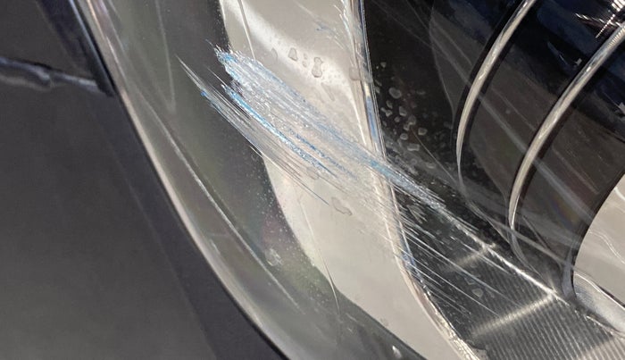 2019 Hyundai Elite i20 1.2  ASTA (O) CVT, Petrol, Automatic, 31,814 km, Right headlight - Minor scratches