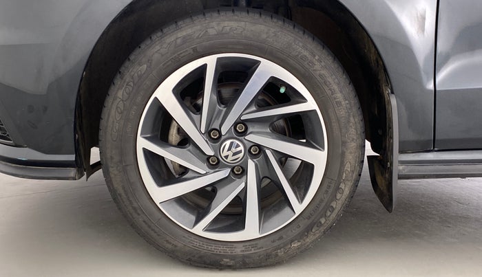 2020 Volkswagen Polo COMFORTLINE PLUS 1.0, Petrol, Manual, 41,485 km, Left Front Wheel