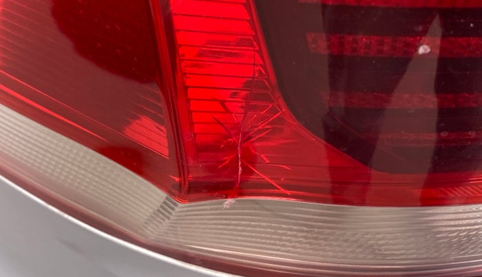 2018 Volkswagen Vento HIGHLINE PLUS TDI AT, Diesel, Automatic, 73,713 km, Left tail light - Minor damage