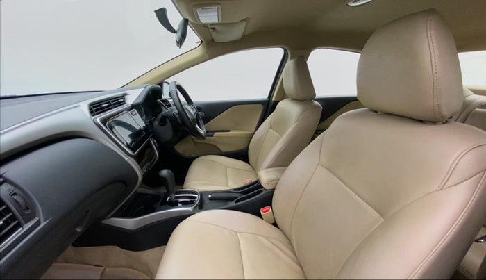 2019 Honda City V CVT, Petrol, Automatic, 43,798 km, Right Side Front Door Cabin