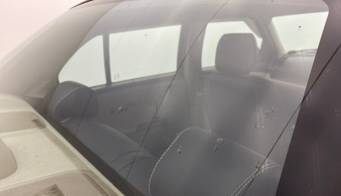 2016 Maruti Swift Dzire VDI ABS, Diesel, Manual, 61,935 km, Rear windshield - Minor spot on windshield
