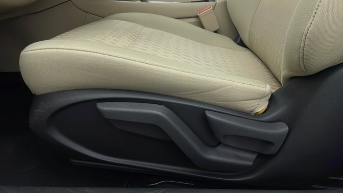 NISSAN ALTIMA-Driver Side Adjustment Panel