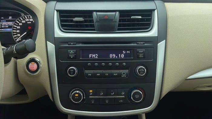 NISSAN ALTIMA-Center Console