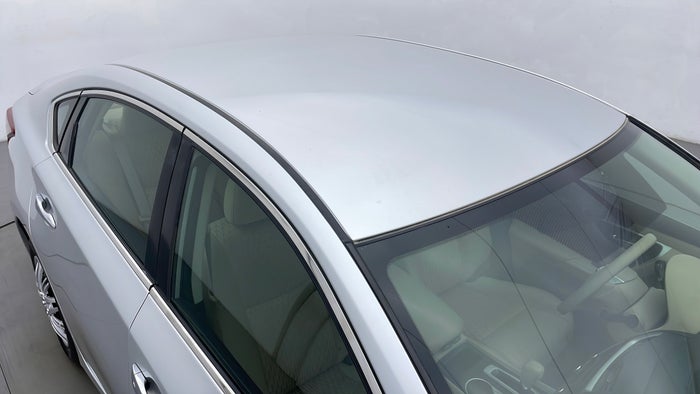NISSAN ALTIMA-Roof/Sunroof View