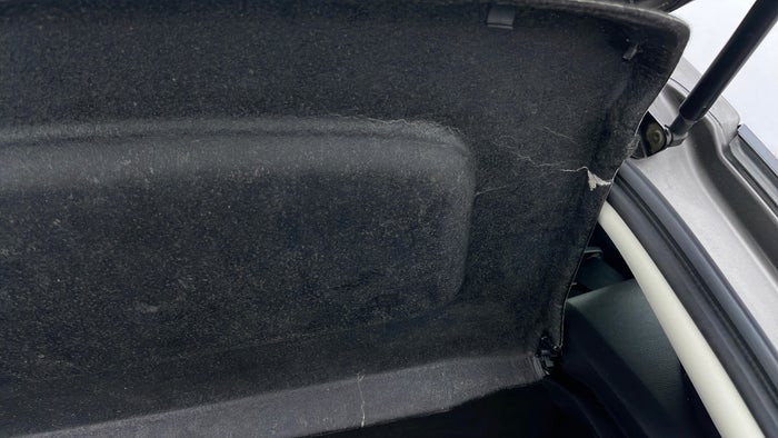 MAZDA CX 3-Dicky /Boot Door Parcel tray Broken